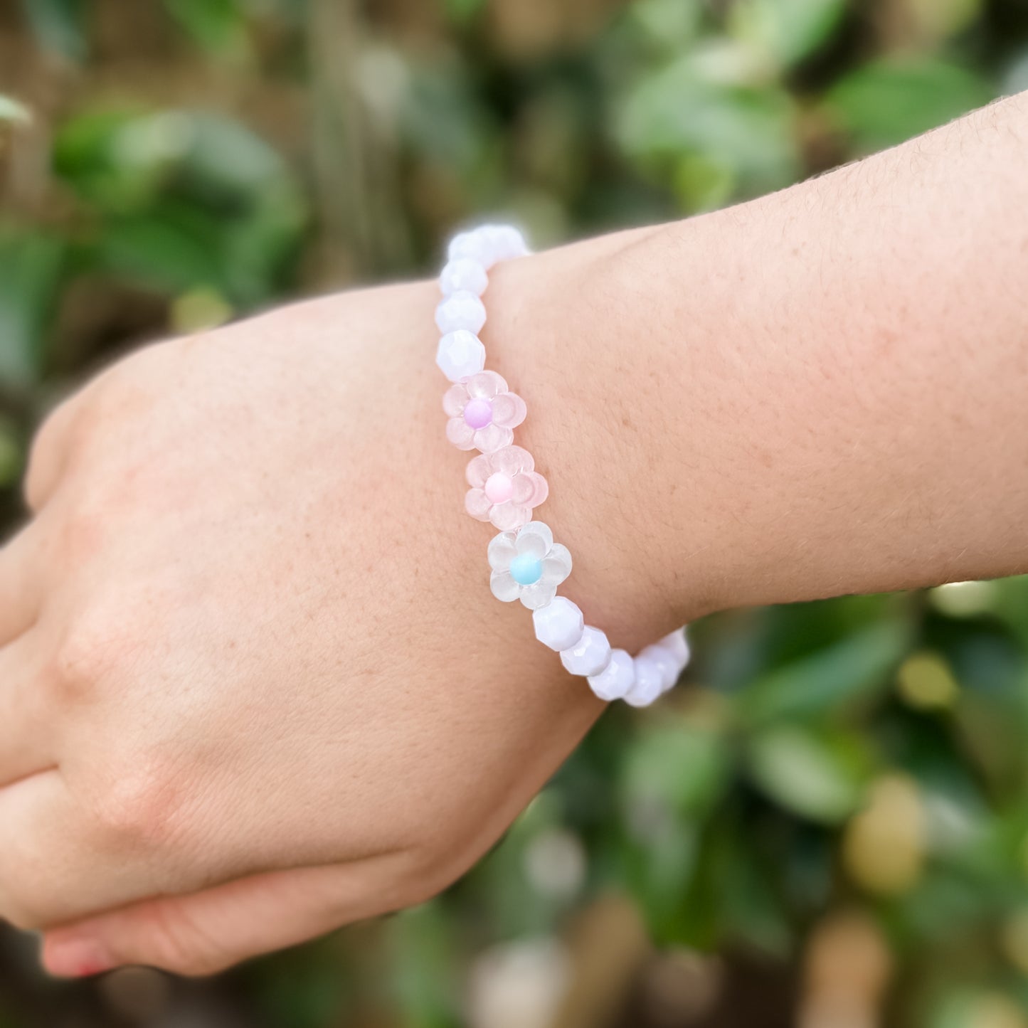 White Flower Bracelet (Purple, Pink, Blue)